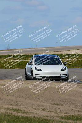 media/Apr-02-2023-Speed Ventures (Sun) [[5e759f4fdb]]/5-Tesla corsa A/session 2 Sunset/
